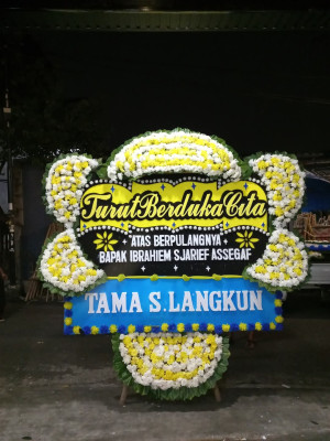 Papan Bunga Duka di Gunungbatu